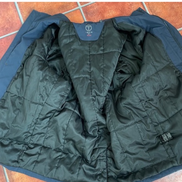 Tumi Heavy Technical Jacket - Like New - Picture 6 of 10